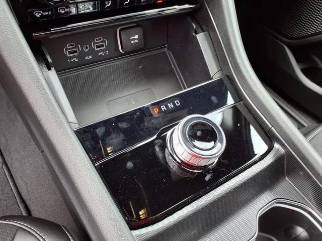 new 2025 Jeep Grand Cherokee L car, priced at $43,780