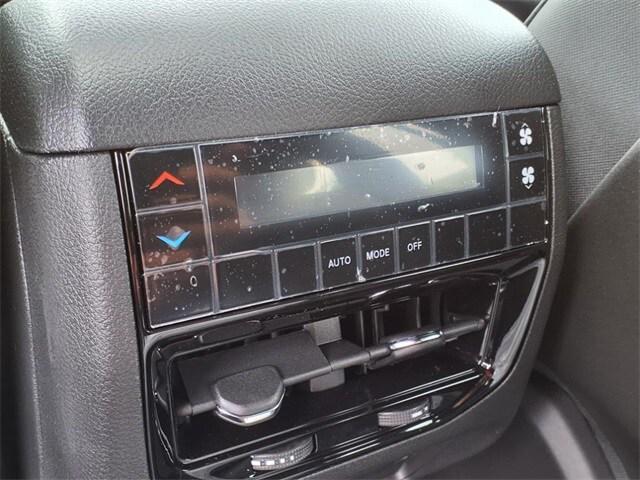 new 2025 Jeep Grand Cherokee L car, priced at $42,622