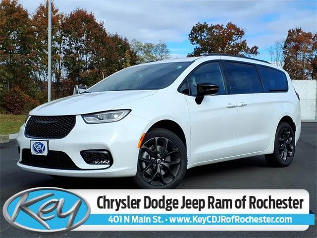 new 2026 Chrysler Pacifica car, priced at $47,975
