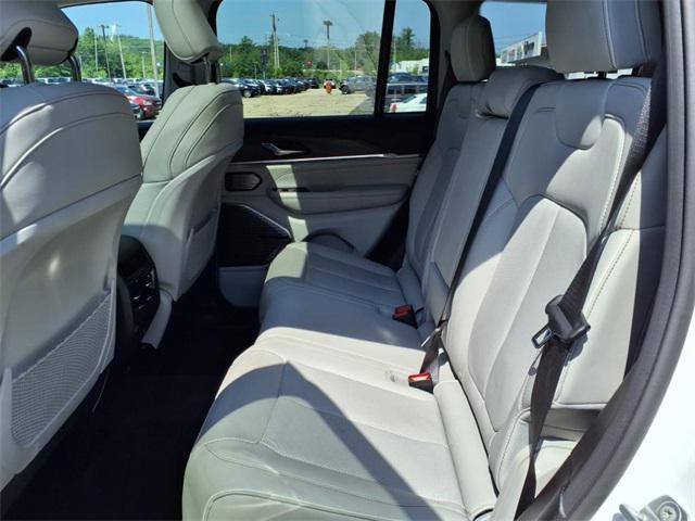 used 2022 Jeep Grand Cherokee car, priced at $34,500