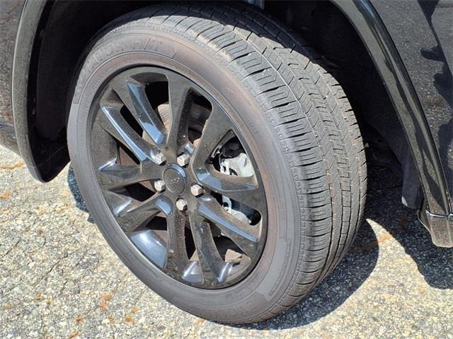 used 2022 Jeep Grand Cherokee car, priced at $26,999