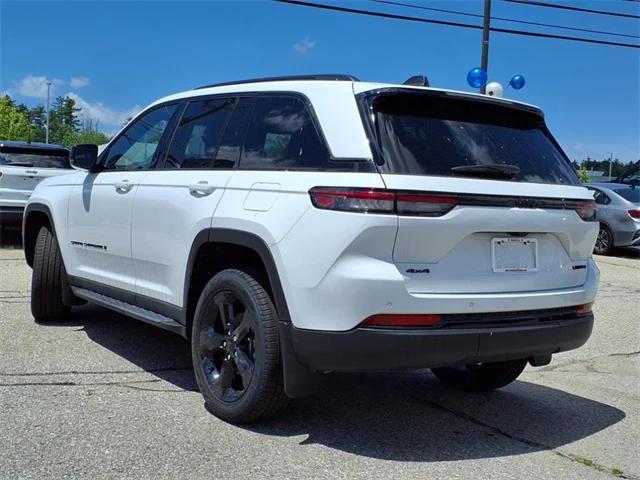 new 2025 Jeep Grand Cherokee car, priced at $45,221