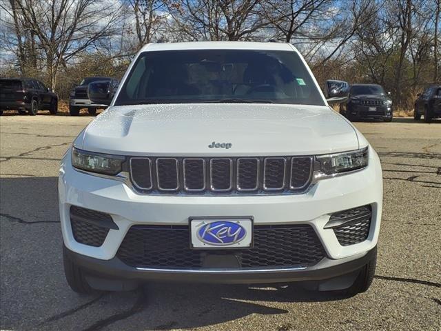 new 2025 Jeep Grand Cherokee car, priced at $42,441