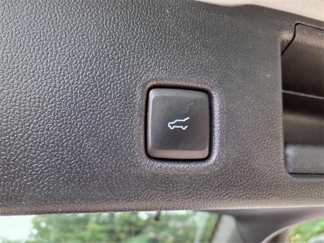 used 2022 Ford Escape car, priced at $22,215