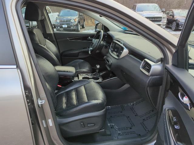 used 2019 Kia Sorento car, priced at $17,999