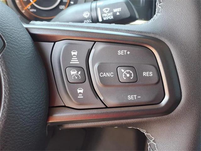 new 2025 Jeep Gladiator car, priced at $43,660