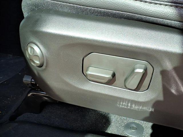 new 2025 Jeep Wrangler car, priced at $53,450