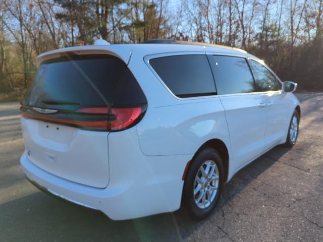 used 2022 Chrysler Pacifica car, priced at $24,995