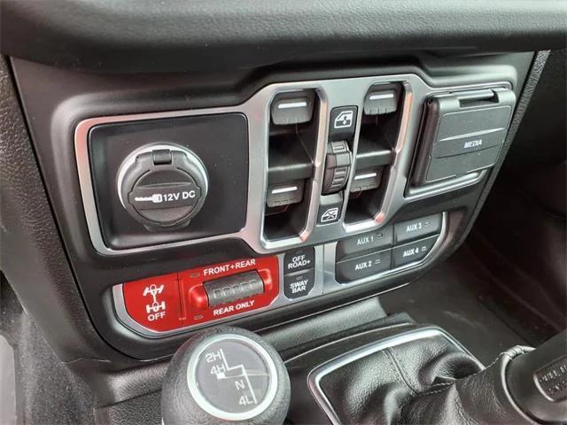 new 2025 Jeep Wrangler car, priced at $54,272
