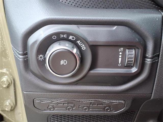 new 2025 Jeep Wrangler car, priced at $54,272