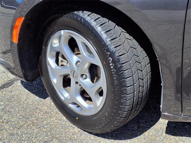 used 2023 Chrysler Pacifica car, priced at $31,459
