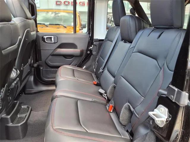 new 2025 Jeep Wrangler car, priced at $59,433
