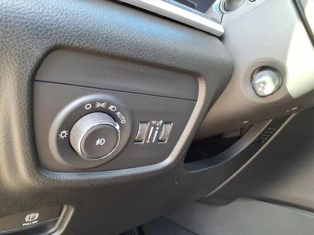 new 2025 Jeep Grand Cherokee car, priced at $50,410