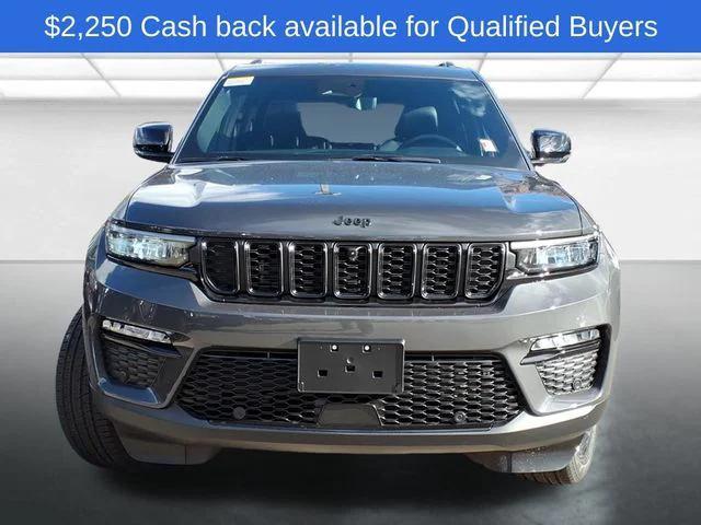 new 2025 Jeep Grand Cherokee car, priced at $50,410