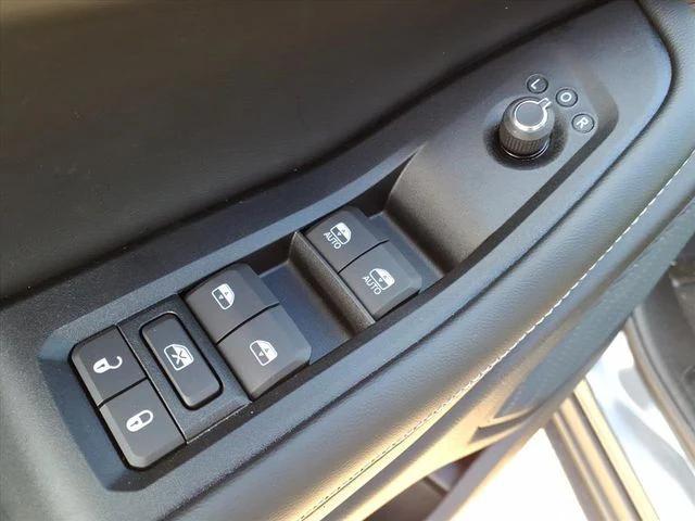 new 2025 Jeep Grand Cherokee car, priced at $50,410