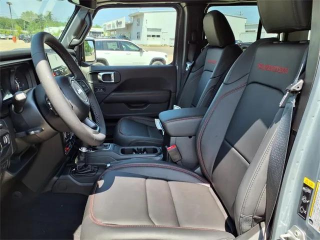 new 2025 Jeep Gladiator car, priced at $55,765