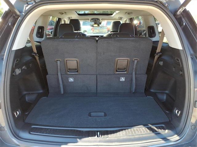 used 2023 Jeep Grand Cherokee L car, priced at $34,995