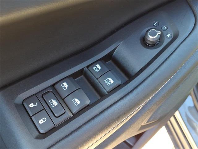 used 2023 Jeep Grand Cherokee L car, priced at $34,995