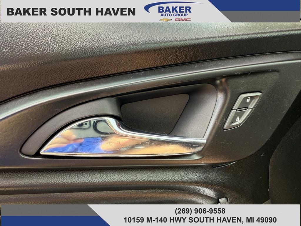 used 2017 Chevrolet Malibu car, priced at $7,999