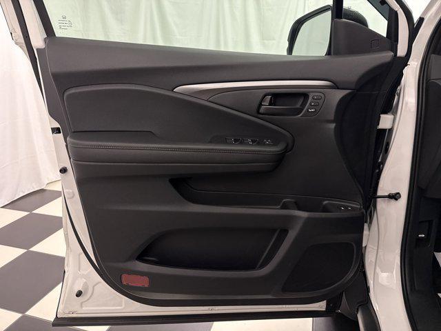 used 2025 Honda Passport car, priced at $42,424