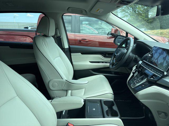 used 2025 Honda Odyssey car, priced at $44,121