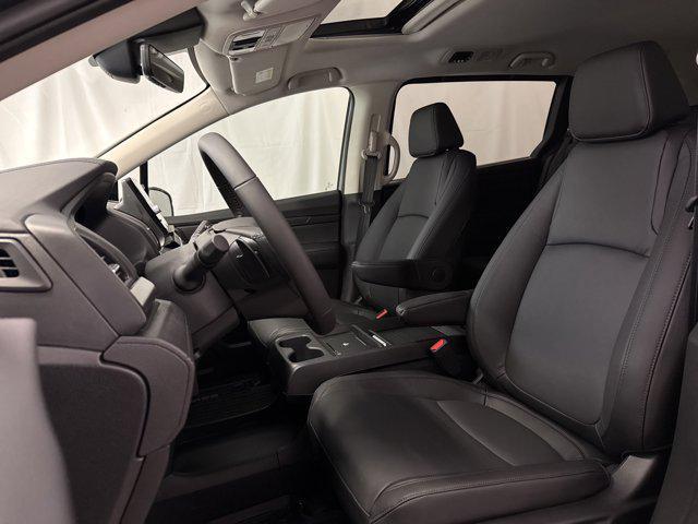new 2026 Honda Odyssey car, priced at $43,790