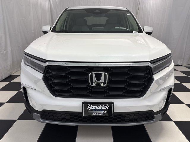 new 2025 Honda Pilot car, priced at $43,388