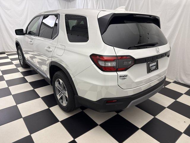 new 2025 Honda Pilot car, priced at $43,388