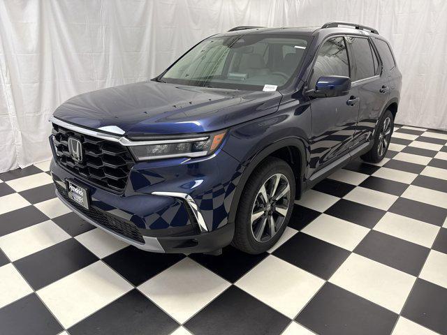new 2025 Honda Pilot car, priced at $48,809