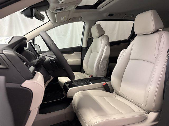 new 2026 Honda Odyssey car, priced at $42,199