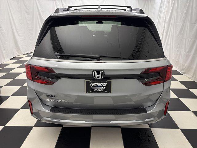 new 2026 Honda Odyssey car, priced at $42,199