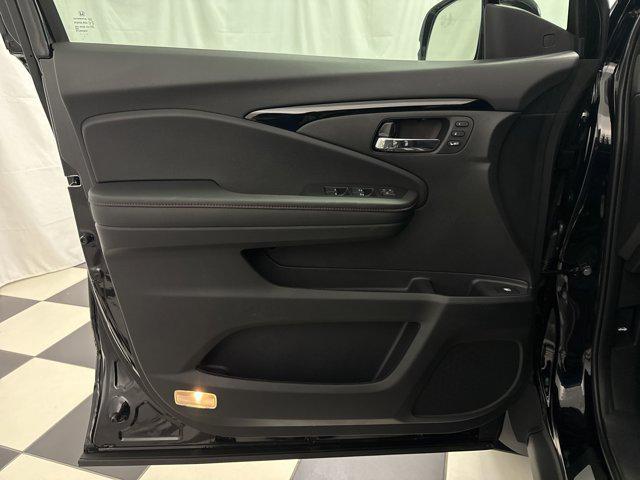 new 2025 Honda Ridgeline car, priced at $48,200