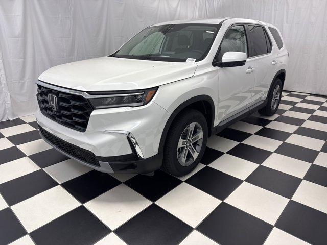 new 2025 Honda Pilot car, priced at $42,796