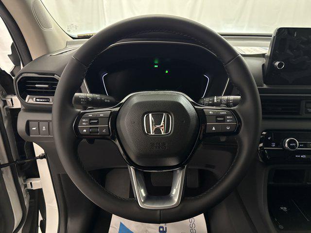 new 2025 Honda Pilot car, priced at $42,796