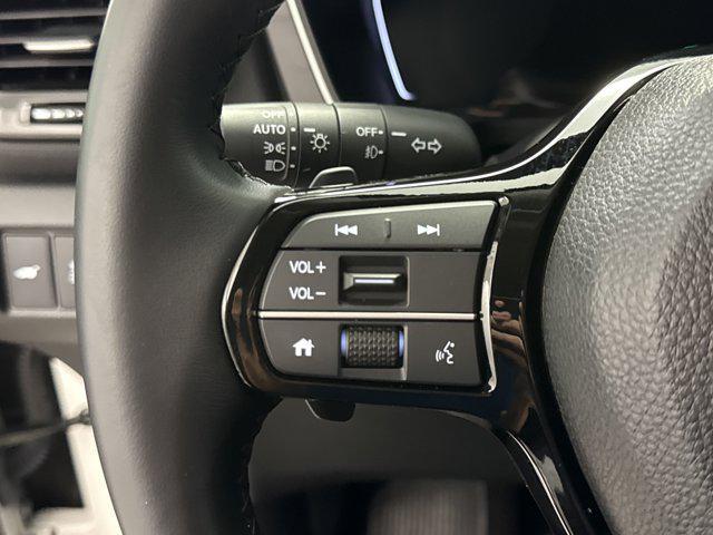 used 2025 Honda Pilot car, priced at $44,574