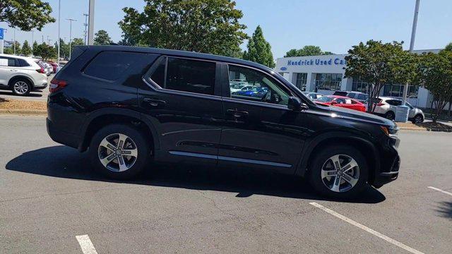 new 2025 Honda Pilot car, priced at $44,283