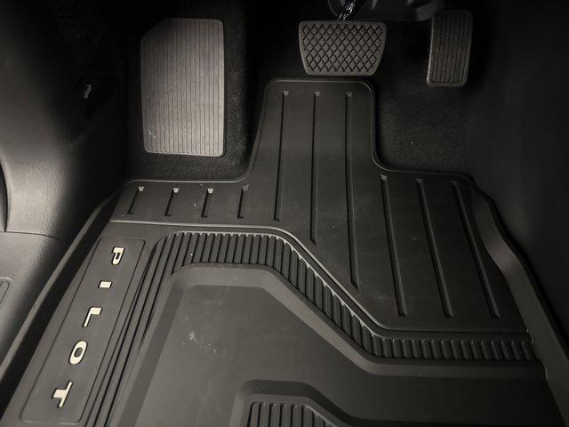 new 2025 Honda Pilot car, priced at $42,350