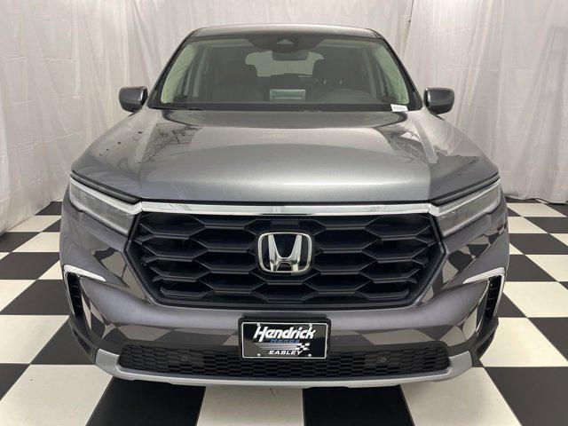 new 2025 Honda Pilot car, priced at $42,986