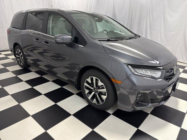 new 2026 Honda Odyssey car, priced at $44,155
