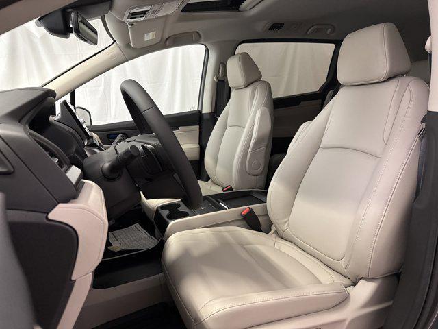 new 2026 Honda Odyssey car, priced at $44,155