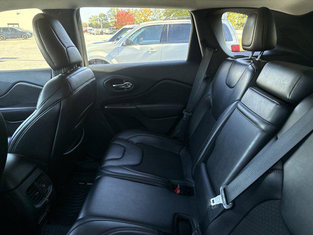 used 2019 Jeep Cherokee car, priced at $18,994