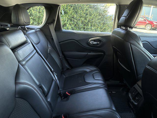 used 2019 Jeep Cherokee car, priced at $18,994