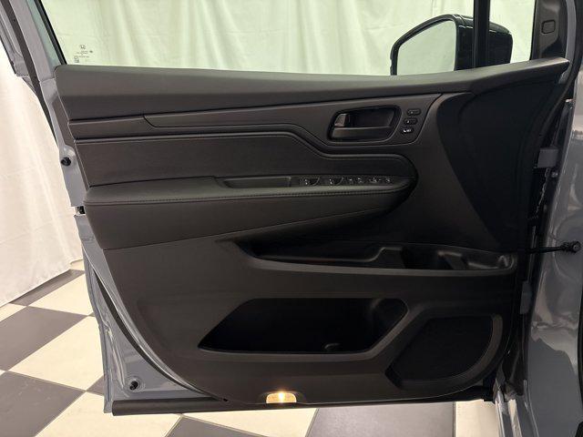 new 2026 Honda Odyssey car, priced at $43,211