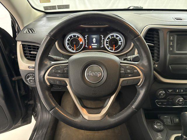 used 2016 Jeep Cherokee car, priced at $10,719