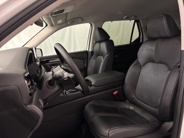 new 2025 Honda Pilot car, priced at $43,467
