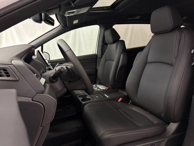 new 2026 Honda Odyssey car, priced at $43,211