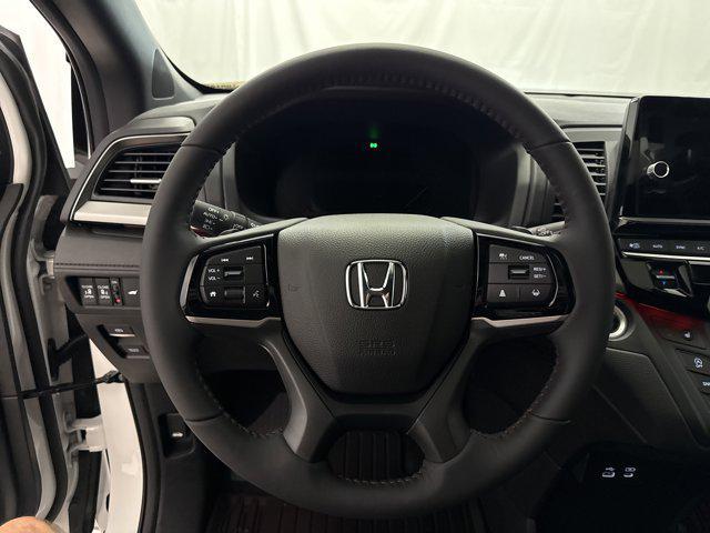new 2026 Honda Odyssey car, priced at $43,211