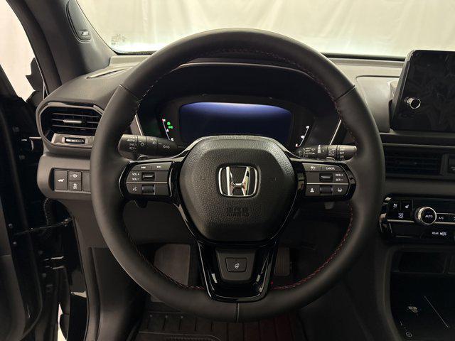 new 2025 Honda Pilot car, priced at $51,715