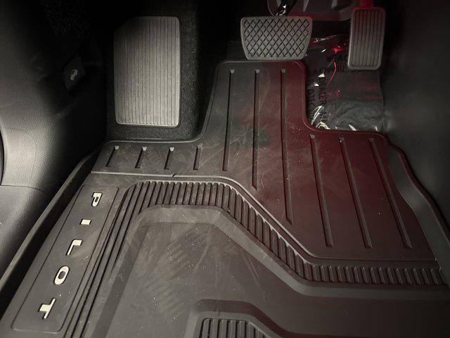 new 2025 Honda Pilot car, priced at $51,715