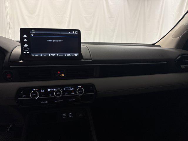 used 2025 Honda Pilot car, priced at $42,230